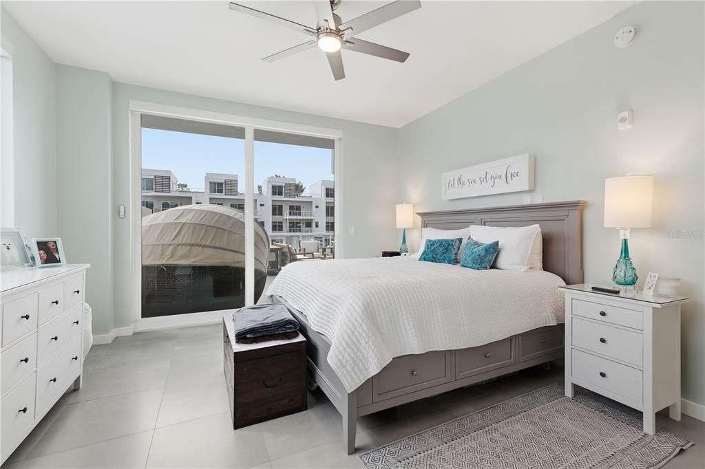 For Sale: $824,000 (2 beds, 2 baths, 1815 Square Feet)