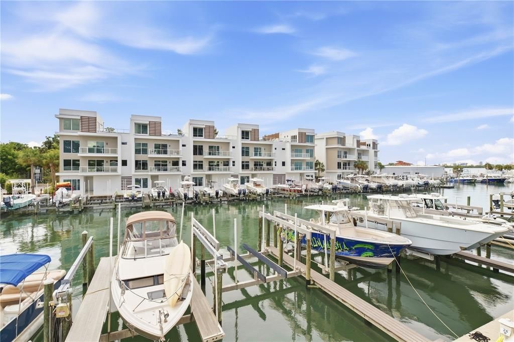 For Sale: $824,000 (2 beds, 2 baths, 1815 Square Feet)