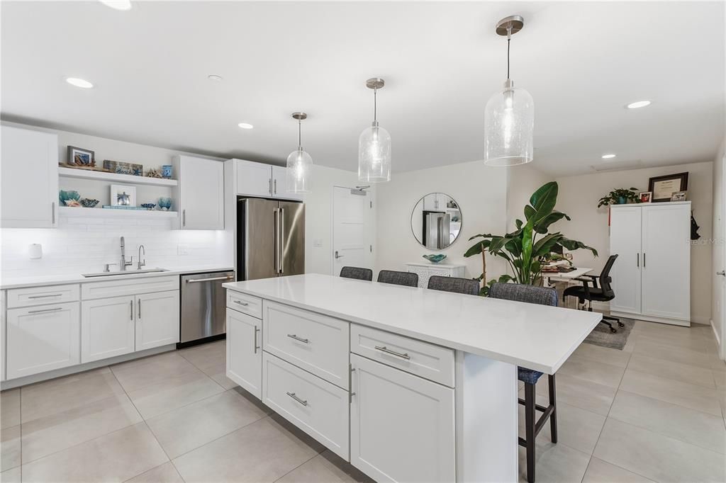 For Sale: $824,000 (2 beds, 2 baths, 1815 Square Feet)