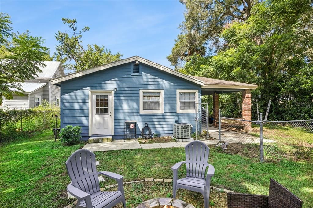 En Venta: $299,900 (3 camas, 2 baños, 1012 Pies cuadrados)