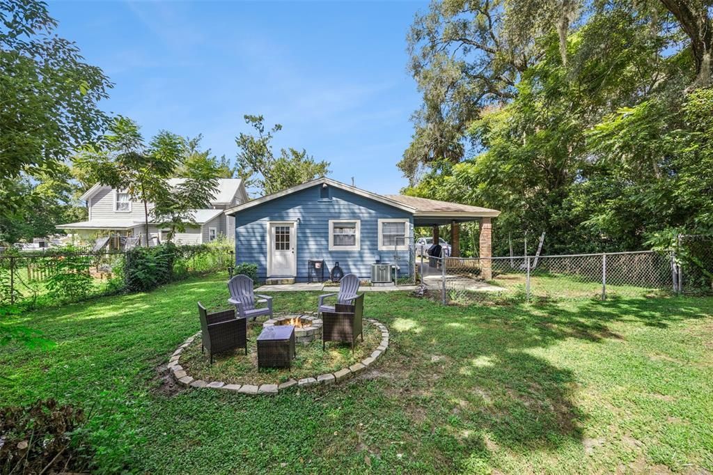 En Venta: $299,900 (3 camas, 2 baños, 1012 Pies cuadrados)