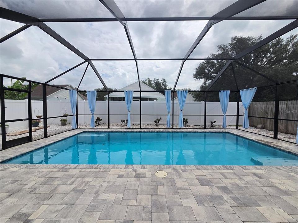 En Renta: $2,999 (3 camas, 2 baños, 1874 Pies cuadrados)