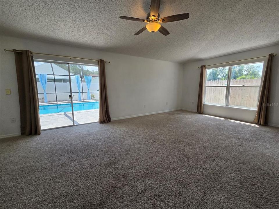 En Renta: $2,999 (3 camas, 2 baños, 1874 Pies cuadrados)