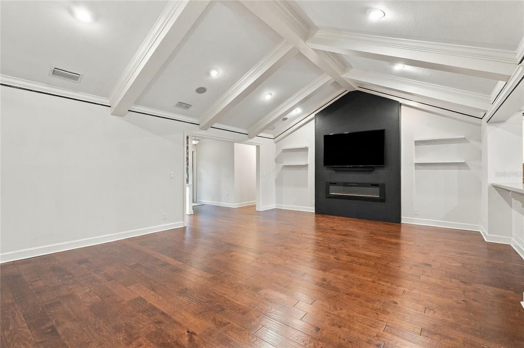 En Venta: $675,000 (4 camas, 3 baños, 2941 Pies cuadrados)