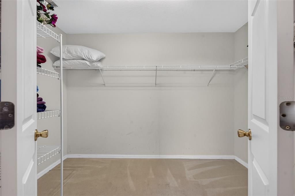 En Venta: $480,000 (4 camas, 3 baños, 2423 Pies cuadrados)