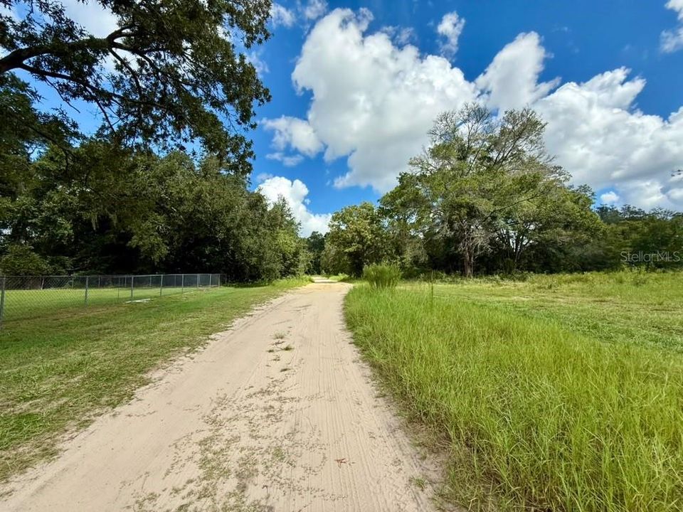 待售: $72,900 (0.52 acres)