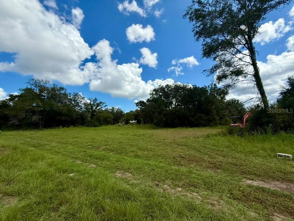 待售: $72,900 (0.52 acres)
