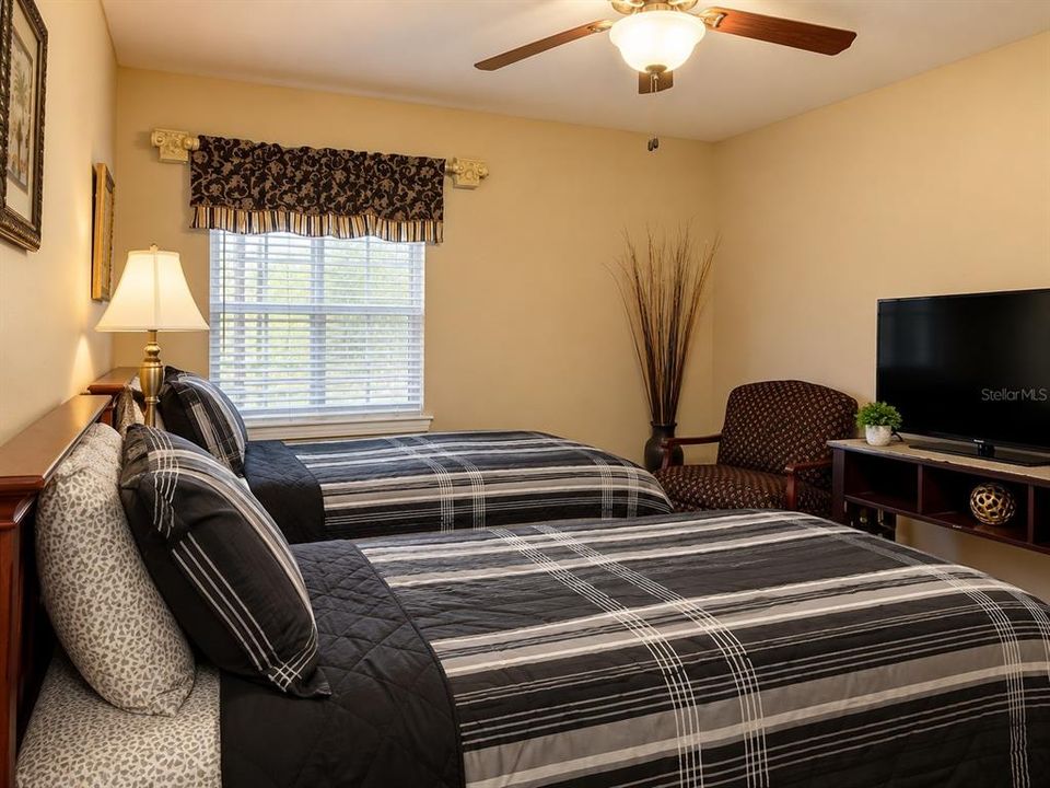 For Sale: $344,999 (4 beds, 2 baths, 1590 Square Feet)
