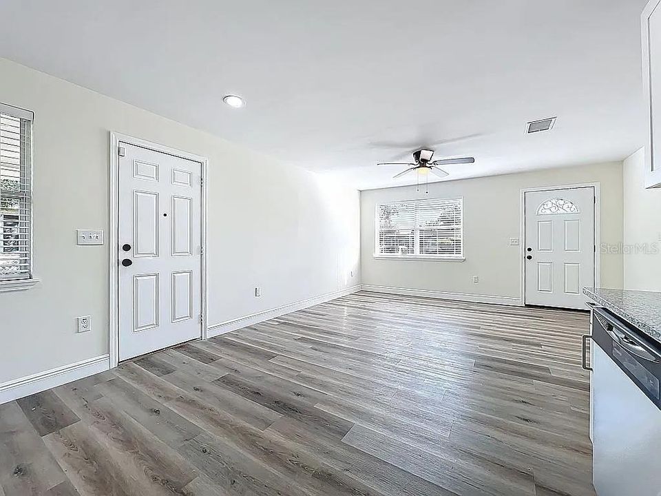 En Venta: $254,999 (2 camas, 1 baños, 720 Pies cuadrados)