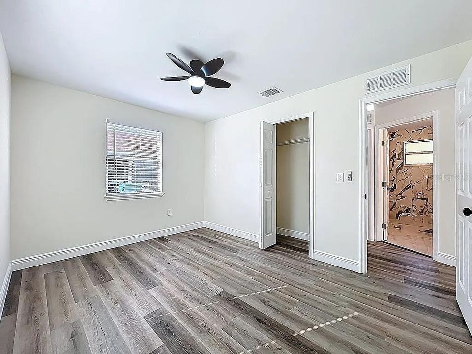 En Venta: $254,999 (2 camas, 1 baños, 720 Pies cuadrados)