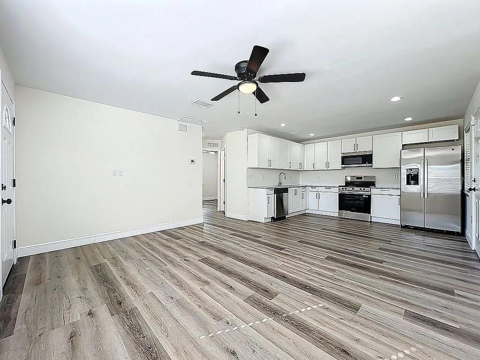 En Venta: $254,999 (2 camas, 1 baños, 720 Pies cuadrados)