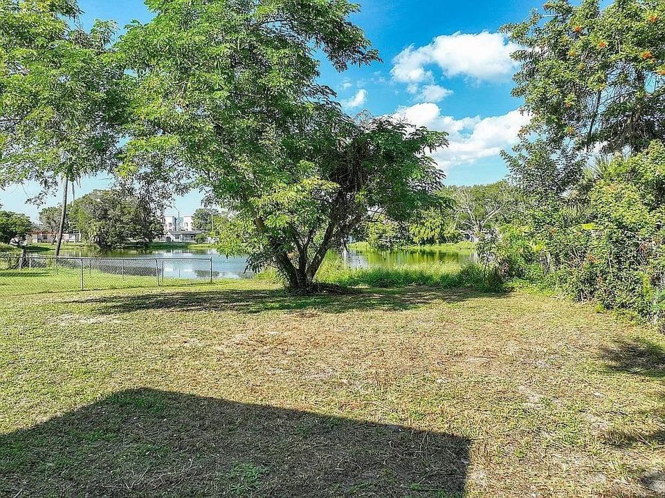 En Venta: $254,999 (2 camas, 1 baños, 720 Pies cuadrados)