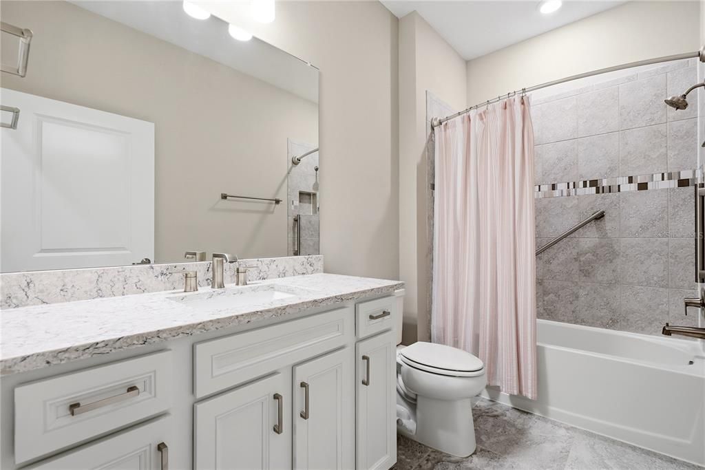 For Sale: $440,000 (2 beds, 2 baths, 1640 Square Feet)