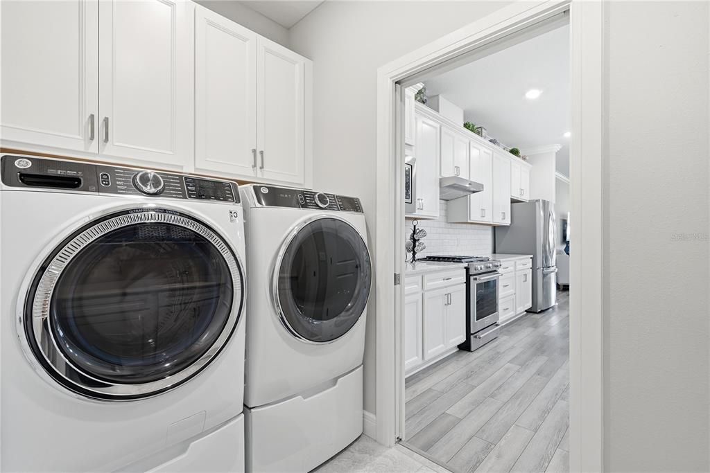 For Sale: $440,000 (2 beds, 2 baths, 1640 Square Feet)