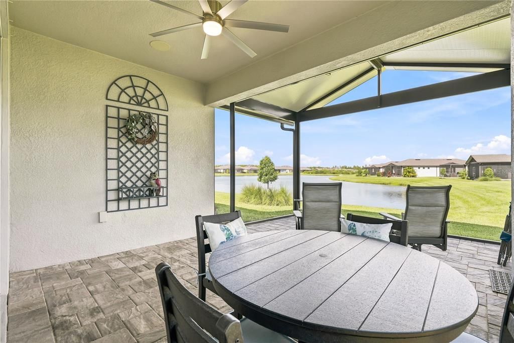 For Sale: $440,000 (2 beds, 2 baths, 1640 Square Feet)