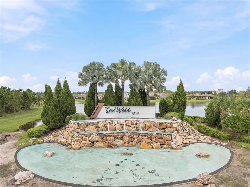 For Sale: $440,000 (2 beds, 2 baths, 1640 Square Feet)