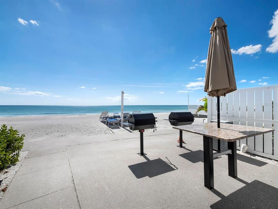 For Sale: $489,900 (1 beds, 1 baths, 528 Square Feet)