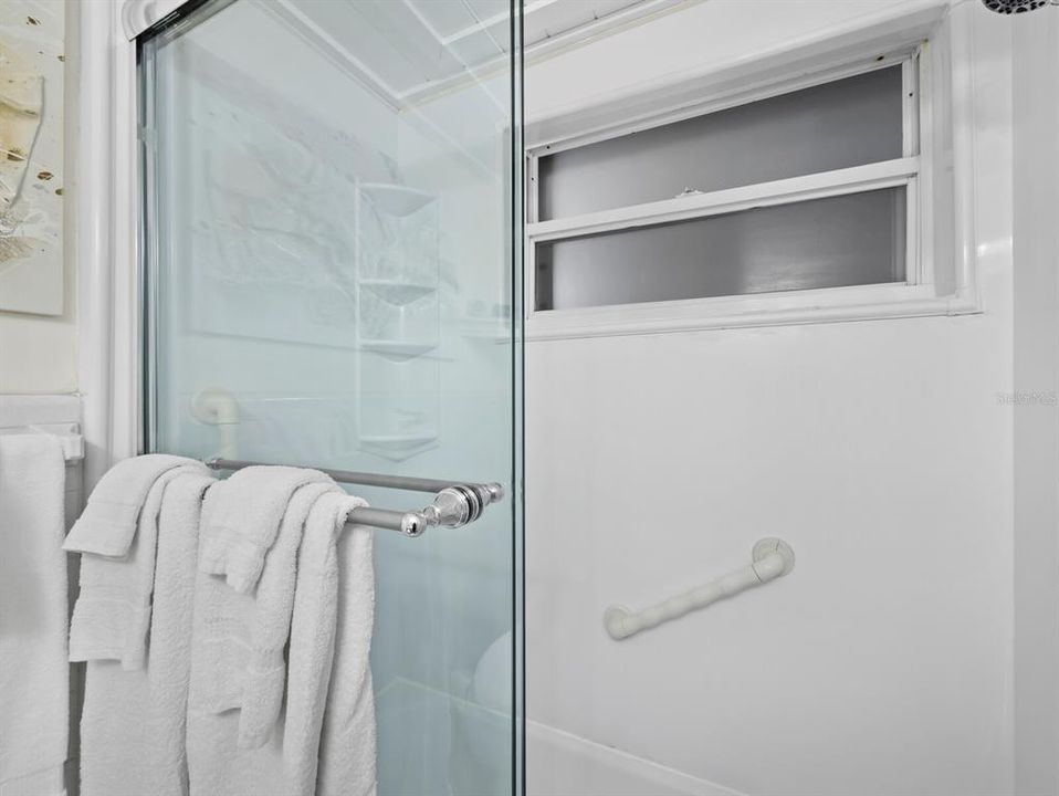 For Sale: $489,900 (1 beds, 1 baths, 528 Square Feet)