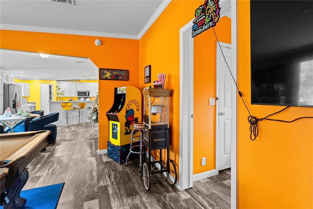 For Sale: $345,000 (5 beds, 3 baths, 2190 Square Feet)