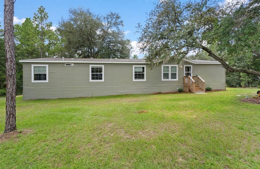 For Sale: $345,000 (5 beds, 3 baths, 2190 Square Feet)
