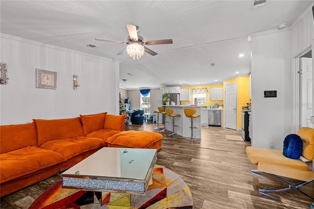 For Sale: $345,000 (5 beds, 3 baths, 2190 Square Feet)