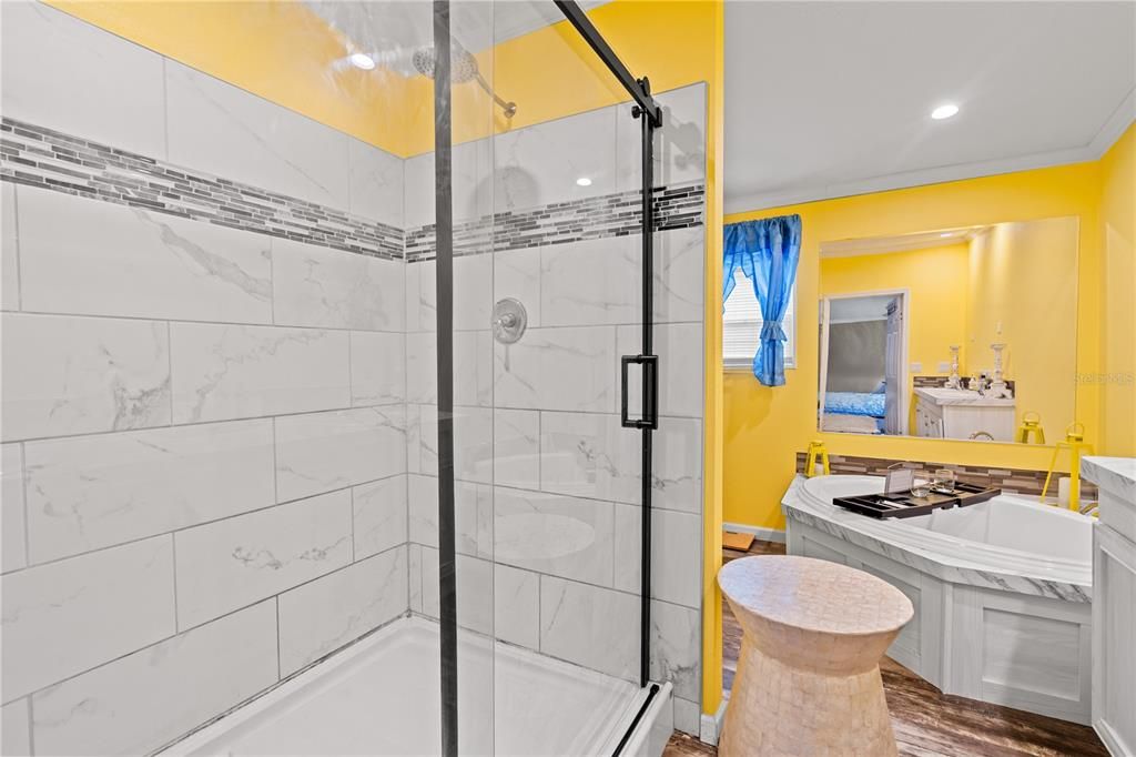 For Sale: $345,000 (5 beds, 3 baths, 2190 Square Feet)