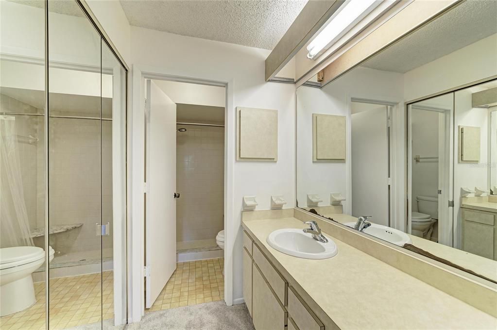 В аренду: $1,850 (2 спален, 2 ванн, 1197 Квадратных фут)