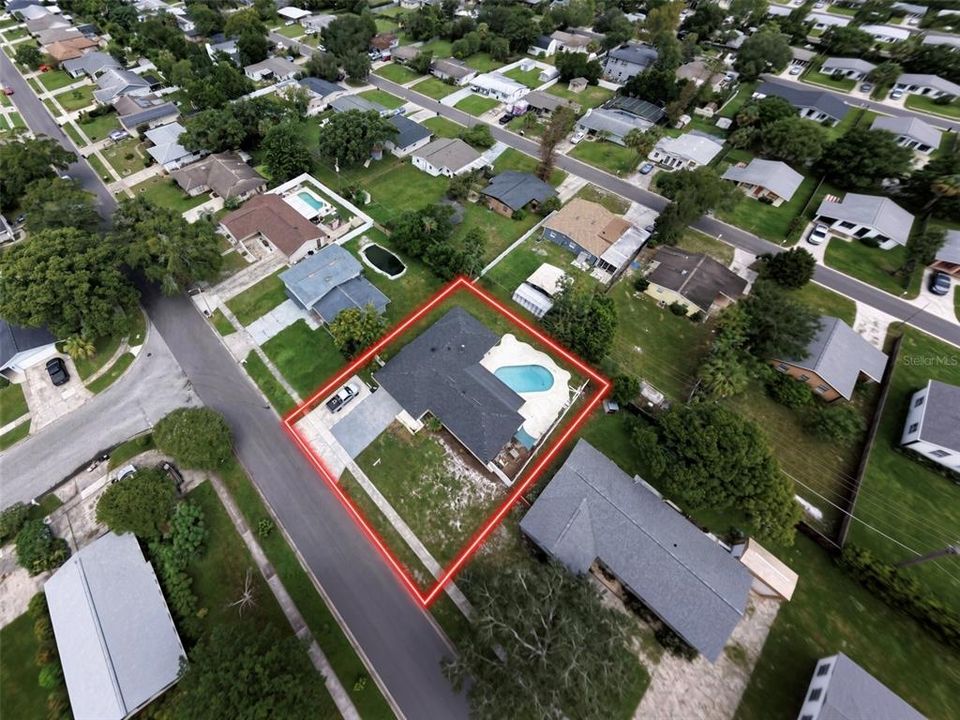 En Venta: $485,000 (4 camas, 2 baños, 2092 Pies cuadrados)