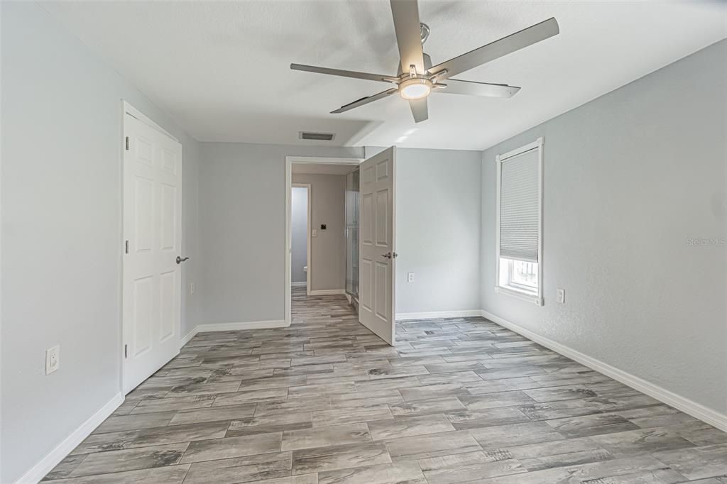 For Sale: $474,900 (3 beds, 2 baths, 1900 Square Feet)