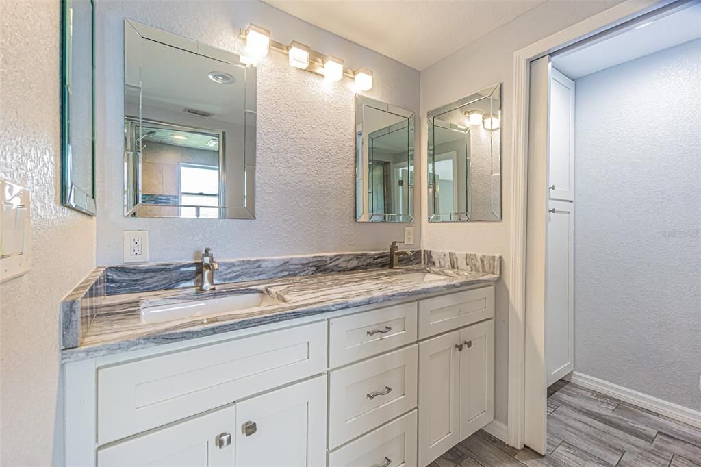 For Sale: $474,900 (3 beds, 2 baths, 1900 Square Feet)