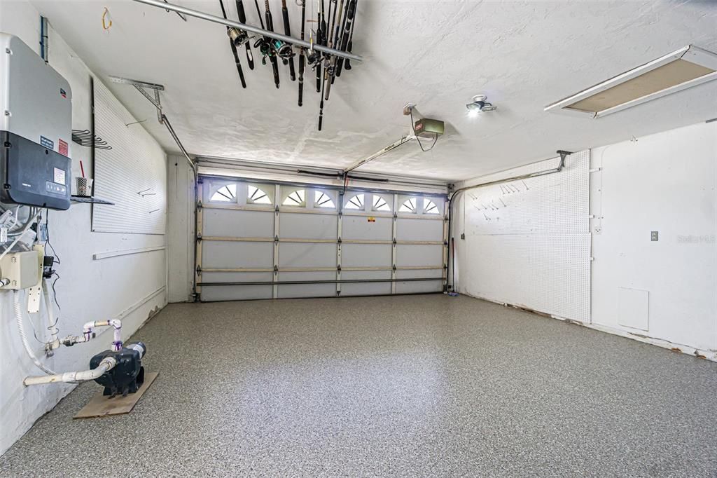 For Sale: $474,900 (3 beds, 2 baths, 1900 Square Feet)