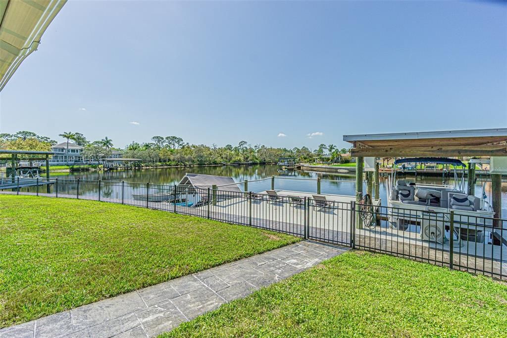 For Sale: $474,900 (3 beds, 2 baths, 1900 Square Feet)