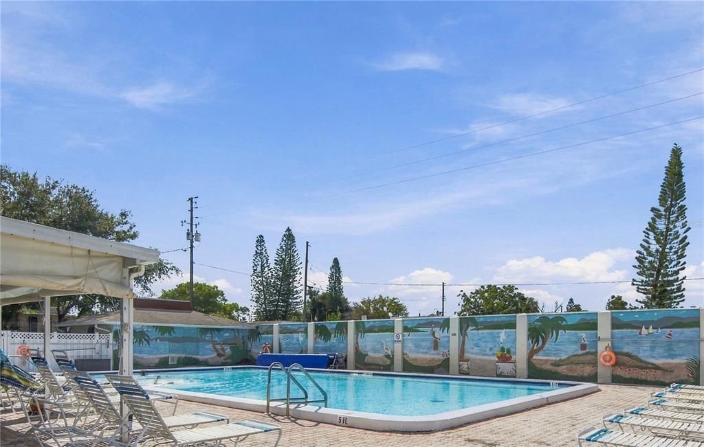 For Sale: $115,000 (2 beds, 1 baths, 825 Square Feet)