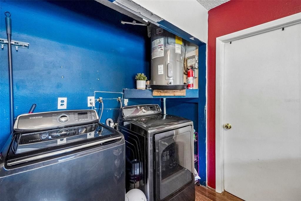 En Venta: $284,999 (2 camas, 3 baños, 1161 Pies cuadrados)