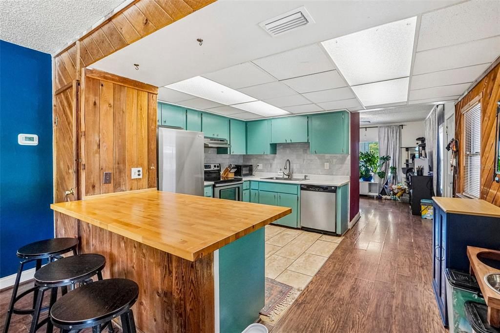 En Venta: $284,999 (2 camas, 3 baños, 1161 Pies cuadrados)