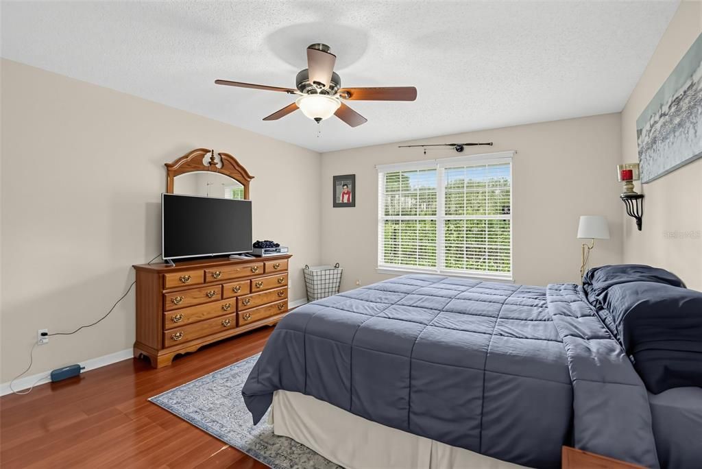 For Sale: $369,900 (4 beds, 2 baths, 2325 Square Feet)