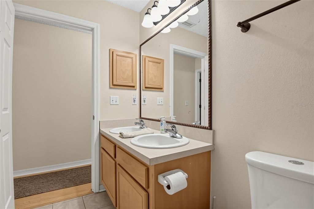 For Sale: $369,900 (4 beds, 2 baths, 2325 Square Feet)
