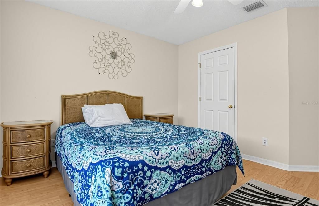 For Sale: $369,900 (4 beds, 2 baths, 2325 Square Feet)