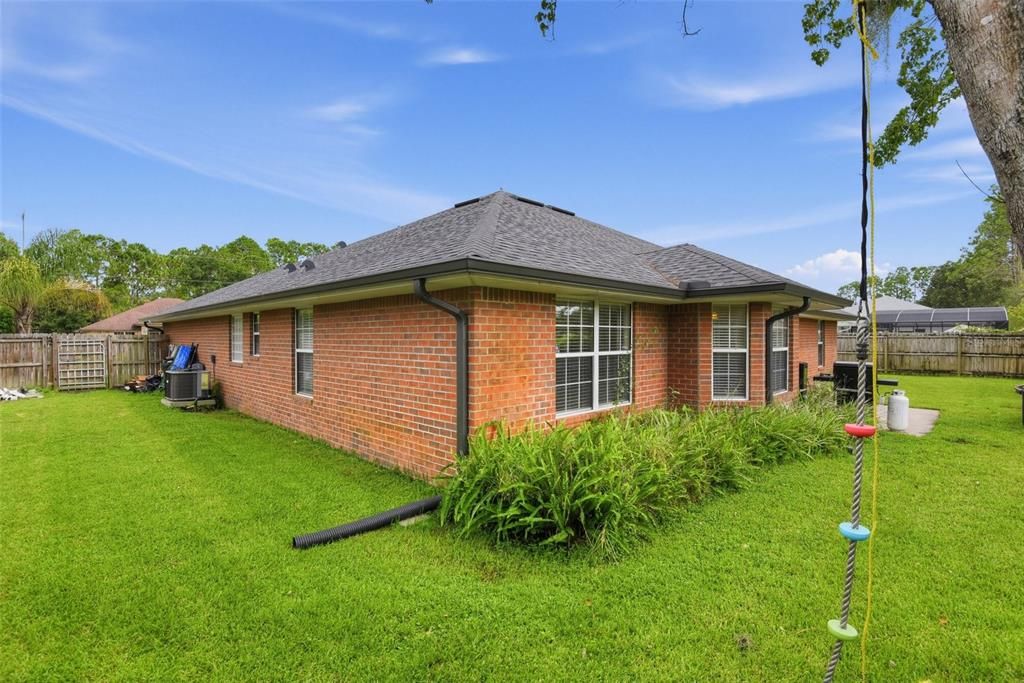 For Sale: $369,900 (4 beds, 2 baths, 2325 Square Feet)