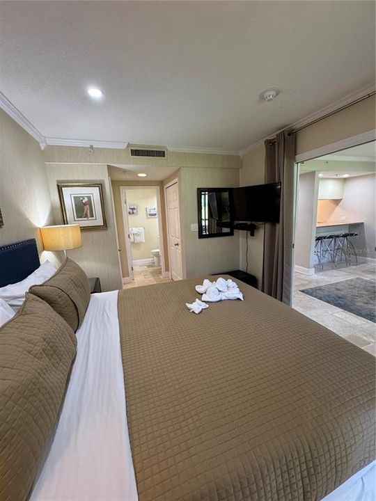 For Rent: $2,500 (1 beds, 1 baths, 530 Square Feet)