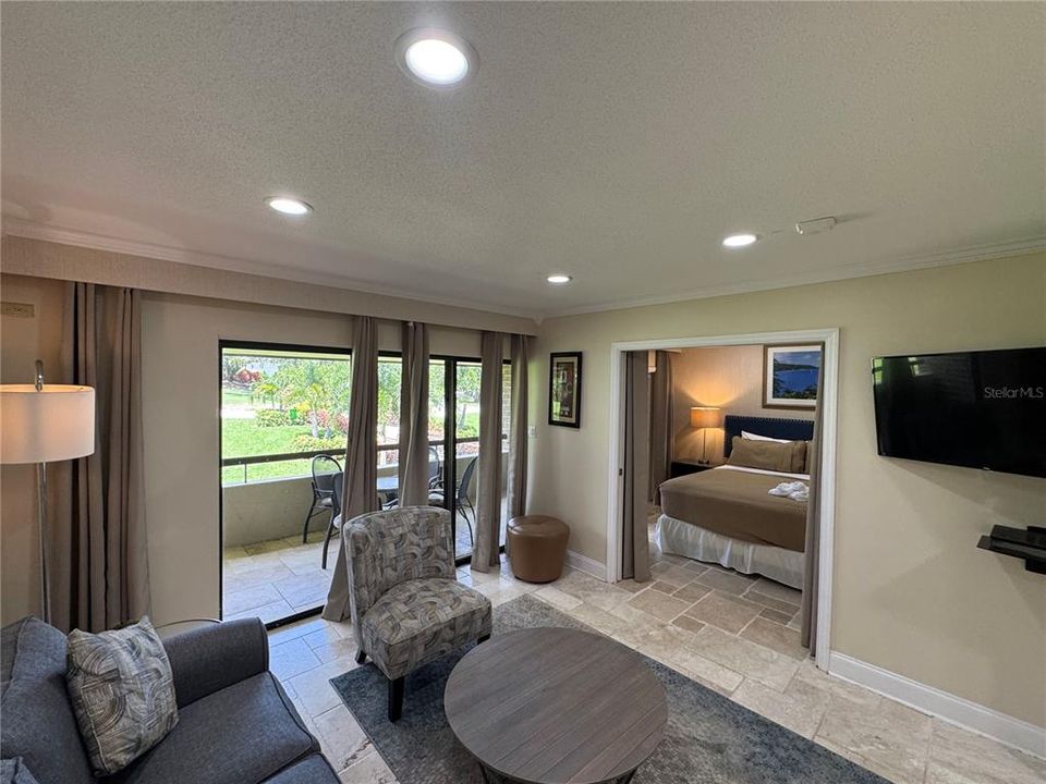 For Rent: $2,500 (1 beds, 1 baths, 530 Square Feet)