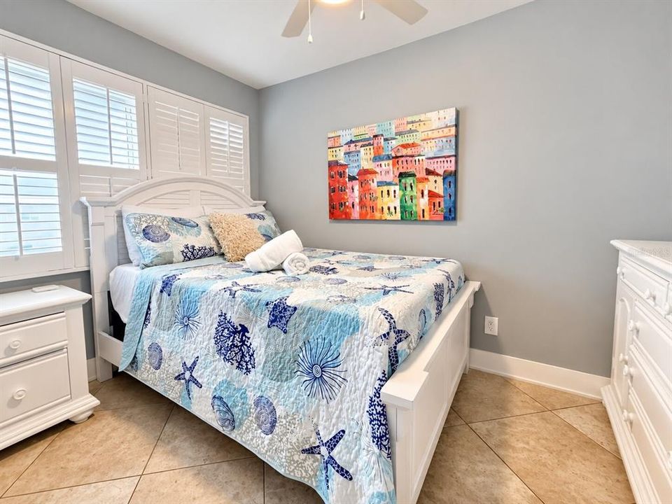 For Sale: $1,299,000 (3 beds, 2 baths, 1060 Square Feet)