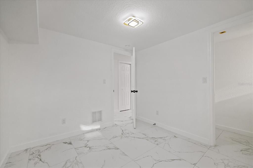 En Venta: $319,900 (3 camas, 2 baños, 1016 Pies cuadrados)