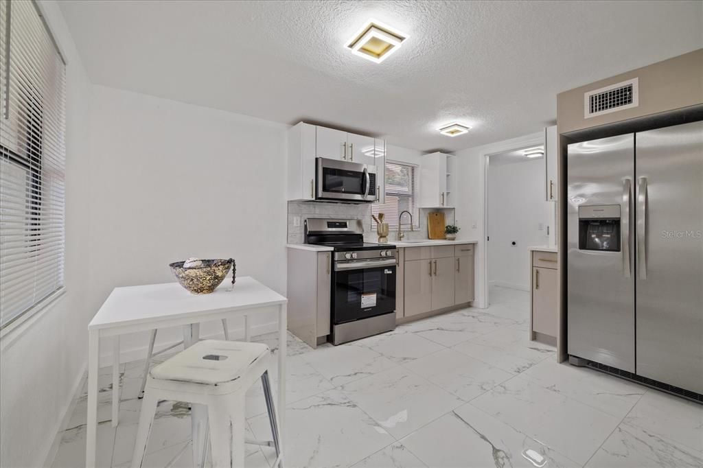 En Venta: $319,900 (3 camas, 2 baños, 1016 Pies cuadrados)
