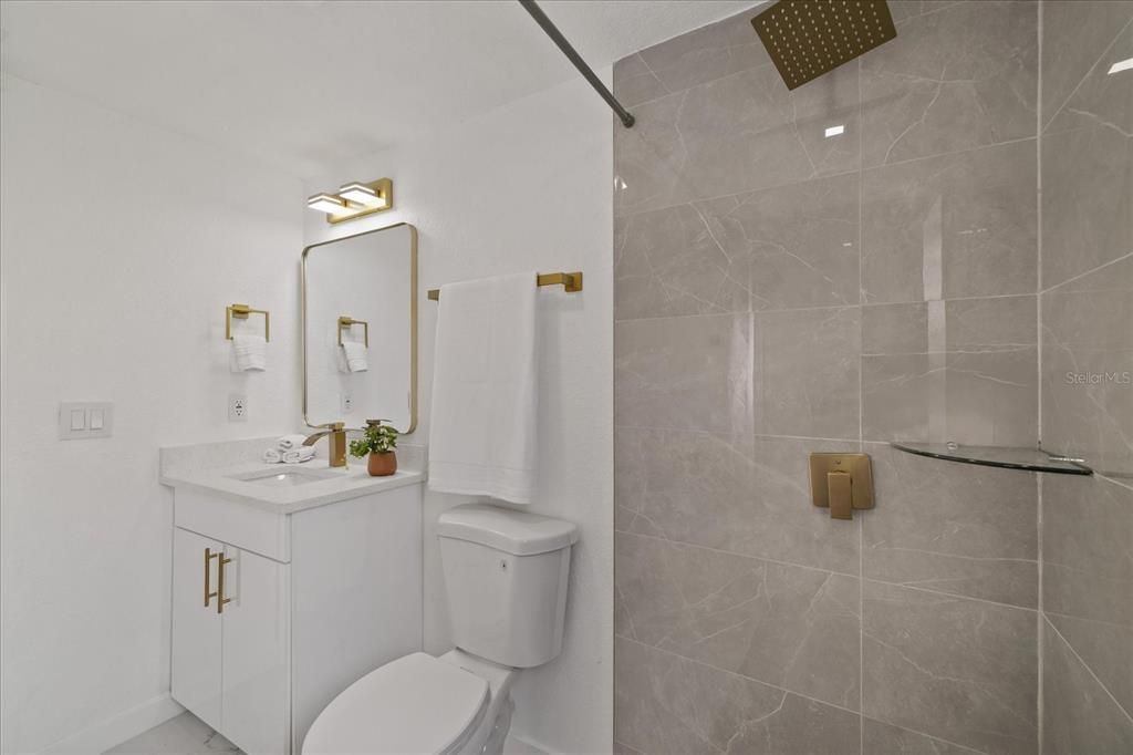 En Venta: $319,900 (3 camas, 2 baños, 1016 Pies cuadrados)