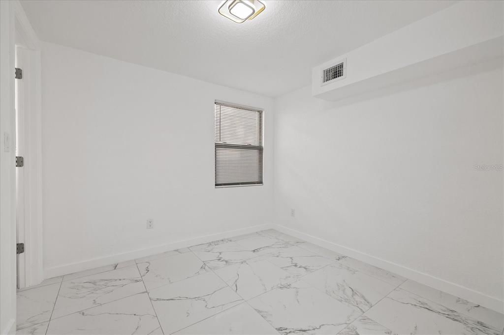 En Venta: $319,900 (3 camas, 2 baños, 1016 Pies cuadrados)