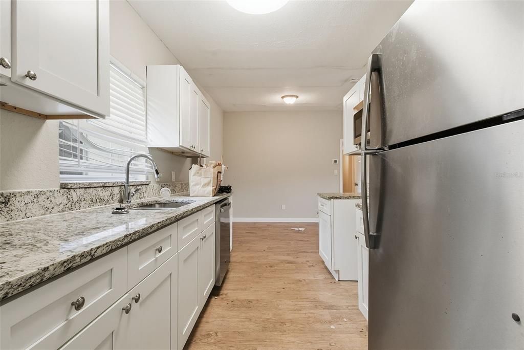 En Venta: $259,900 (3 camas, 1 baños, 1379 Pies cuadrados)
