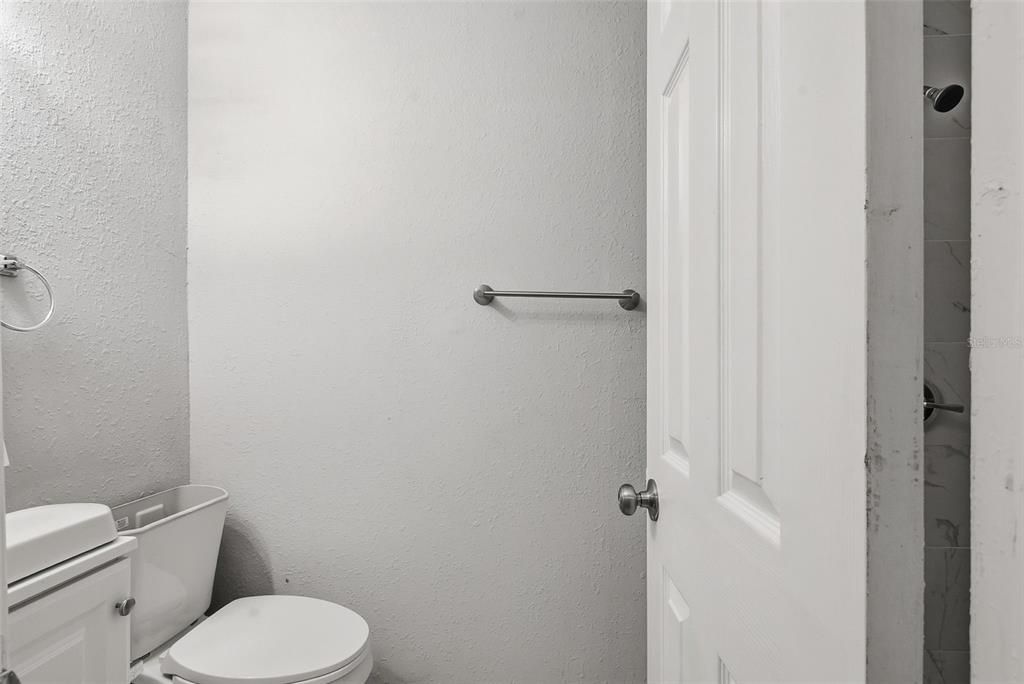 En Venta: $259,900 (3 camas, 1 baños, 1379 Pies cuadrados)