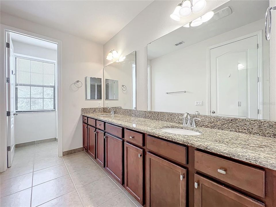 For Sale: $368,000 (3 beds, 2 baths, 1486 Square Feet)