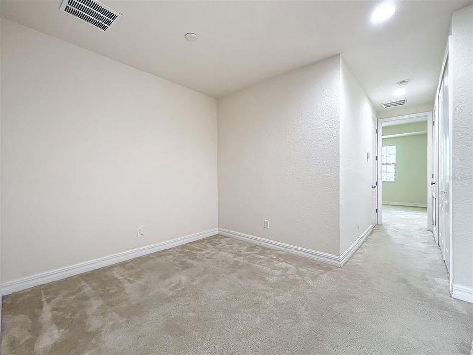 For Sale: $368,000 (3 beds, 2 baths, 1486 Square Feet)